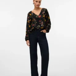 VERO MODA Blouse col V easy joy blackà fleurs Femme NOIR New