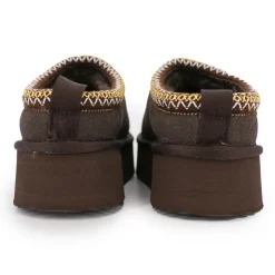 KELARA Chaussons en cuir effet daim fourrés liseré cheville Femme MARRON FONCE New