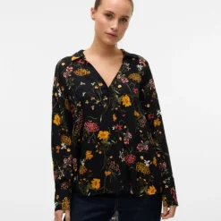 VERO MODA Chemise à fleurs avec boutons Femme NOIR Hot