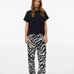 VERO MODA Haut Hali fluide col rond manches courtes Femme NOIR Discount