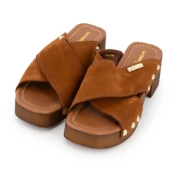 LES TROPEZIENNES PAR M.BELARBI Mules croisées pipa à talons de 6cm avec clous doré Femme MARRON Best