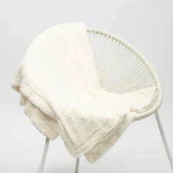 GERARD PASQUIER Plaid doux effet fausse fourrure intérieur moutonné Mixte BLANC ECRU Clearance