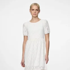 PIECES Robe manches courtes en broderie anglaise Femme BLANC Discount