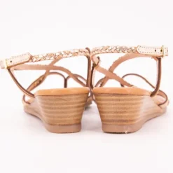 LES TROPEZIENNES PAR M.BELARBI Sandales compensées cuir Homatres irisé avec tresses Femme BEIGE Clearance