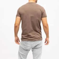 DEELUXE 74 Tee shirt classique poche avec imprimé Homme MARRON New