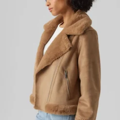 VERO MODA Veste peggy col italien fausse fourrure zippée Femme MARRON Clearance